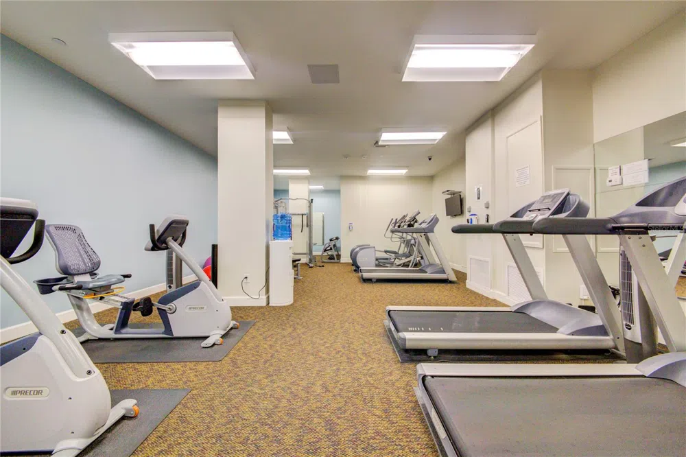 1212 BENJAMIN FRANKLIN DRIVE #504 Sarasota, FL 34236