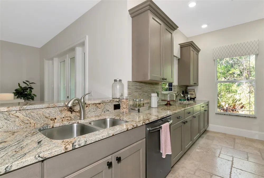7780 HIDDEN CREEK LOOP #103 Lakewood Ranch, FL 34202