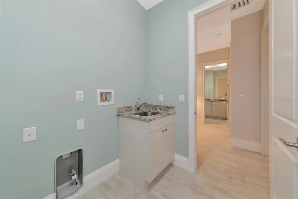7780 HIDDEN CREEK LOOP #103 Lakewood Ranch, FL 34202