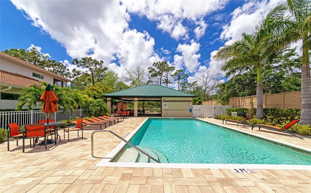 7780 HIDDEN CREEK LOOP #103 Lakewood Ranch, FL 34202