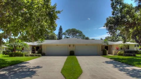7093 FAIRWAY BEND LANE