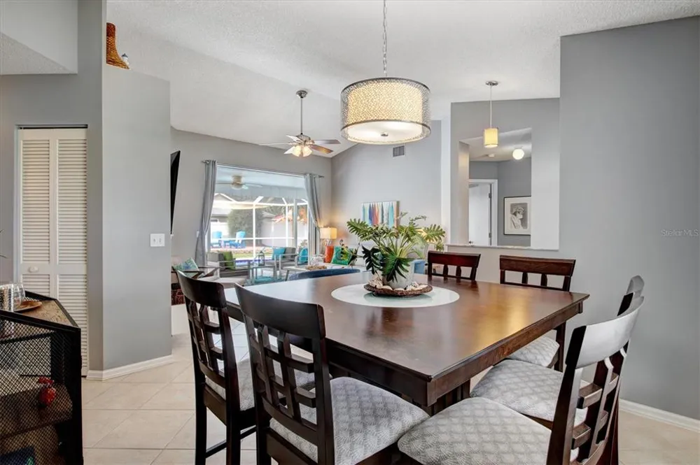 1019 SNEAD AVENUE Sarasota, FL 34237