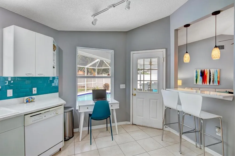 1019 SNEAD AVENUE Sarasota, FL 34237