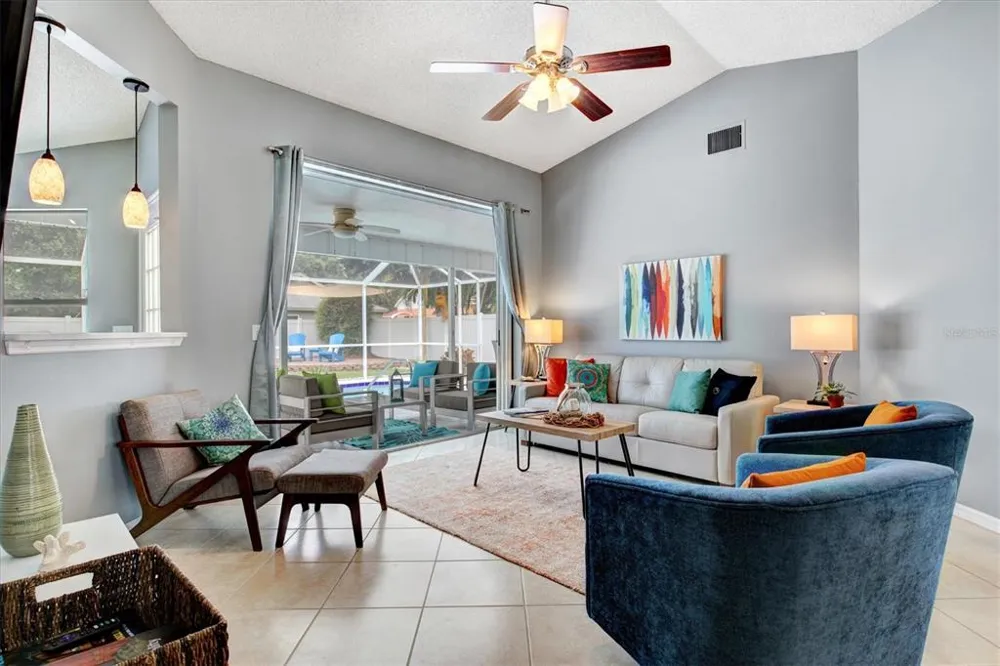 1019 SNEAD AVENUE Sarasota, FL 34237