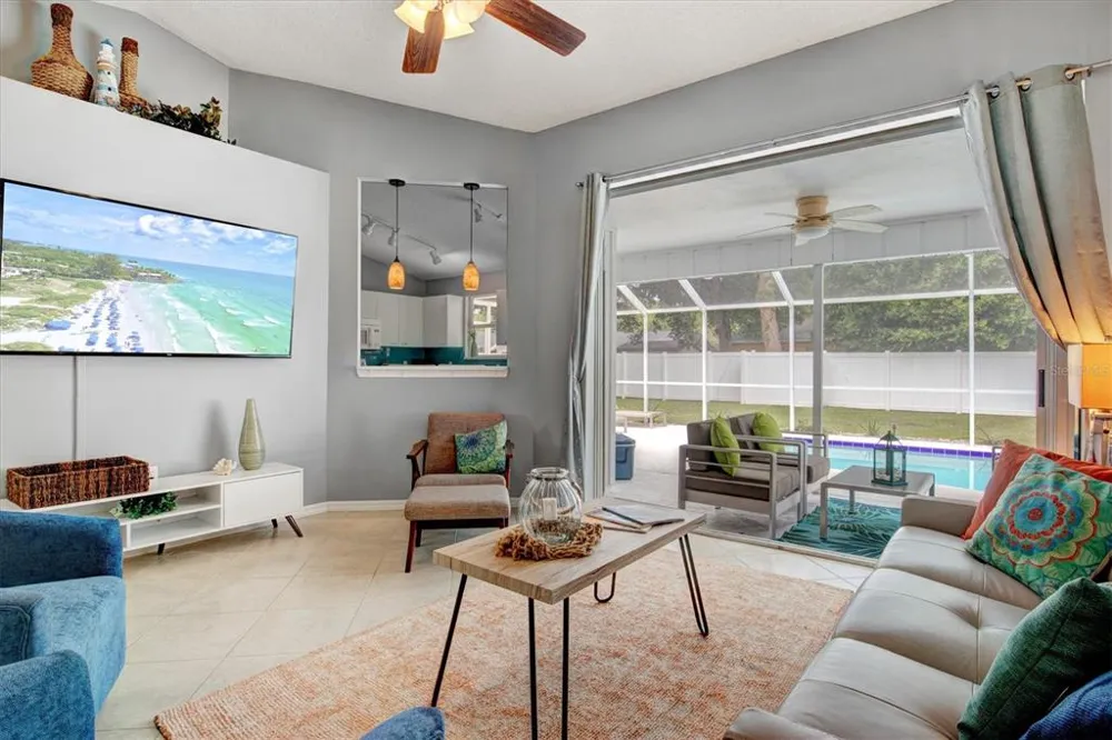 1019 SNEAD AVENUE Sarasota, FL 34237