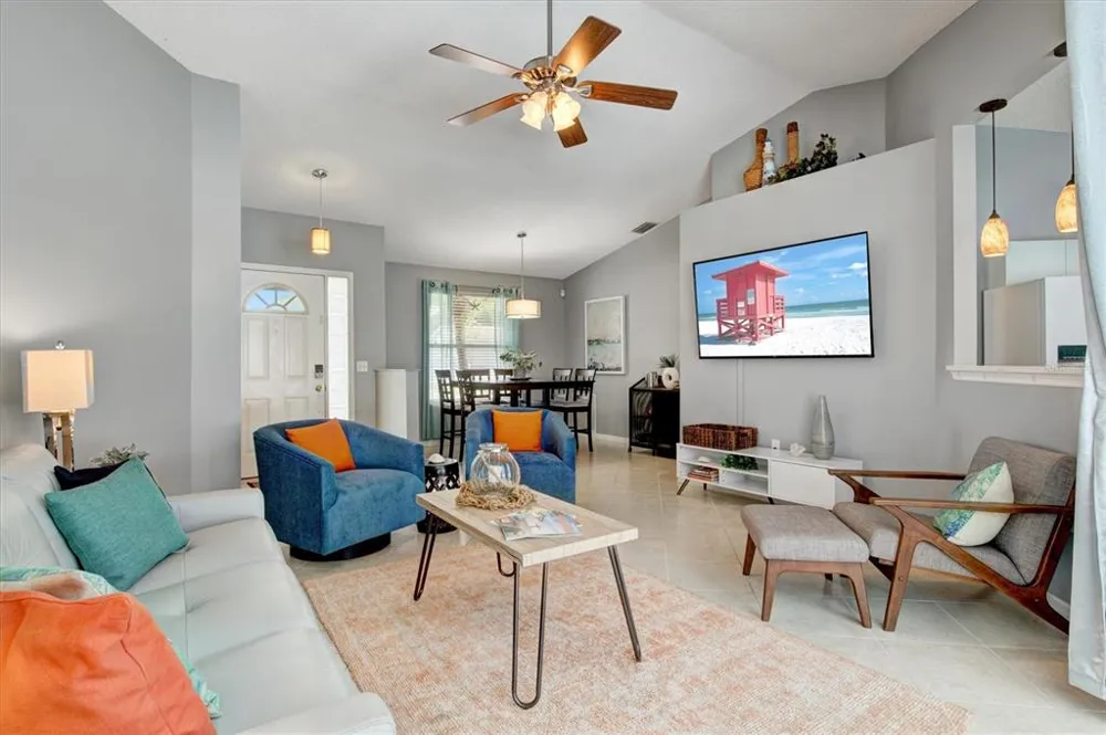 1019 SNEAD AVENUE Sarasota, FL 34237