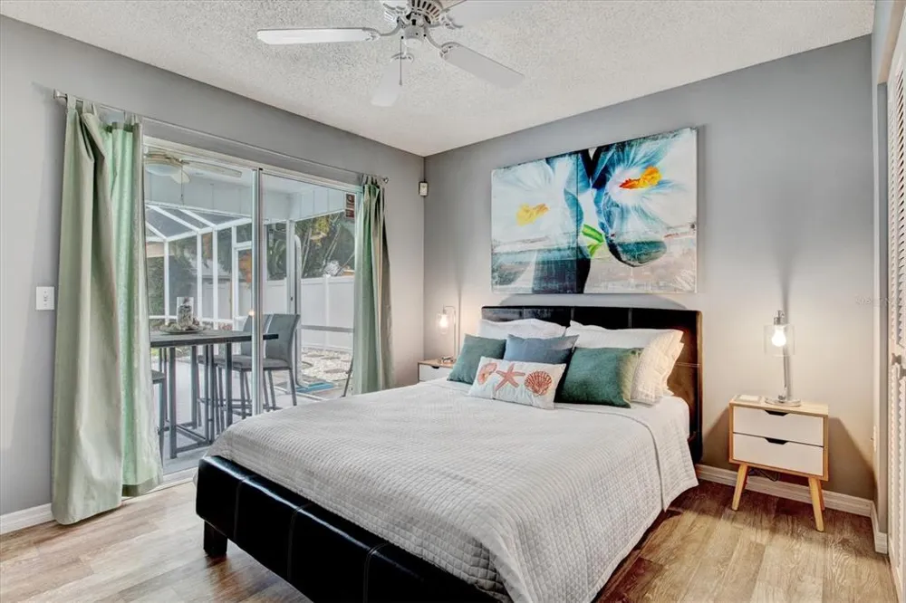 1019 SNEAD AVENUE Sarasota, FL 34237