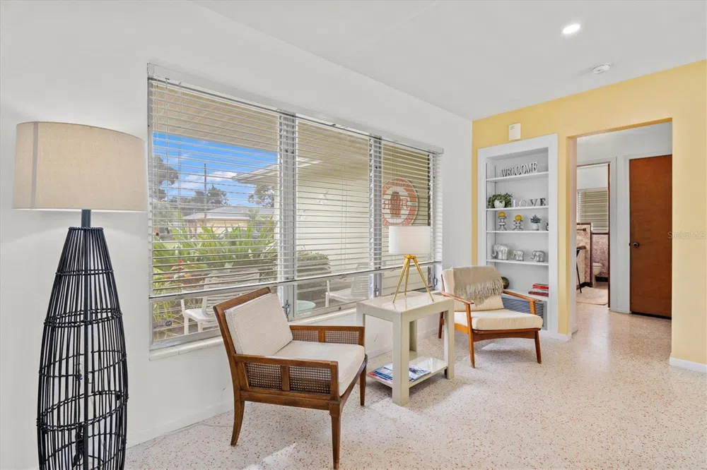 2473 DAVIS BOULEVARD Sarasota, FL 34237