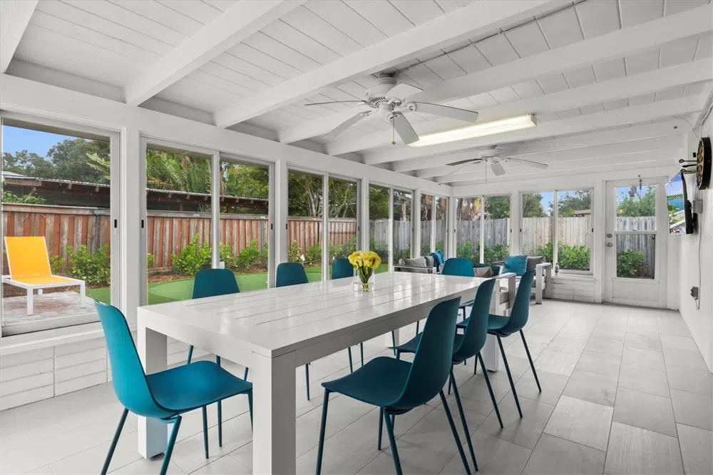 2473 DAVIS BOULEVARD Sarasota, FL 34237