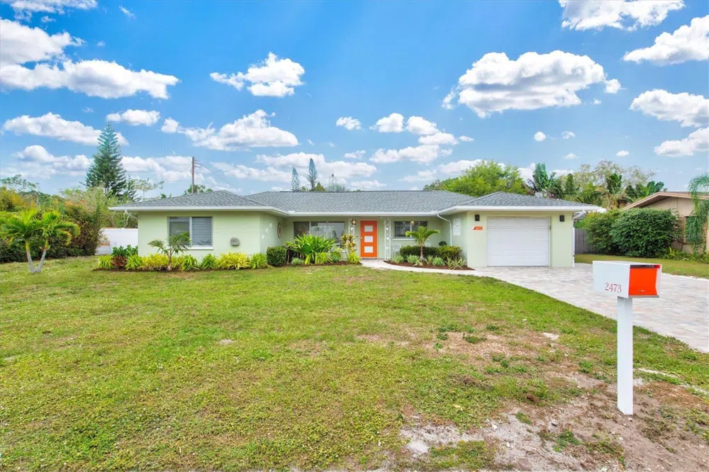 2473 DAVIS BOULEVARD Sarasota, FL 34237