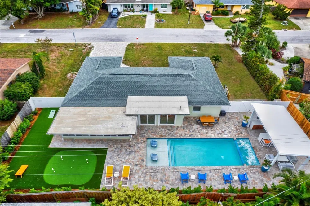 2473 DAVIS BOULEVARD Sarasota, FL 34237