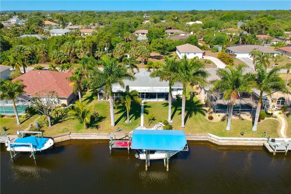 18289 WOLBRETTE CIRCLE Port Charlotte, FL 33948