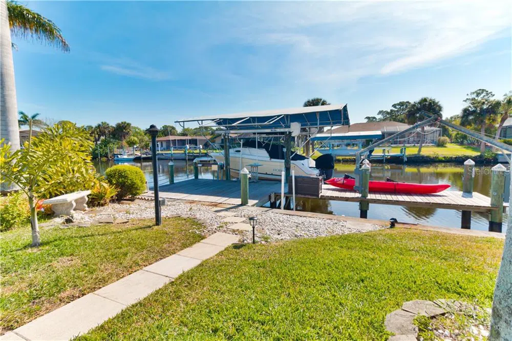 18289 WOLBRETTE CIRCLE Port Charlotte, FL 33948