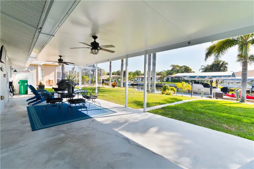 18289 WOLBRETTE CIRCLE Port Charlotte, FL 33948