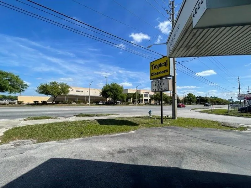 4000 OLD WINTER GARDEN ROAD Orlando, FL 32805