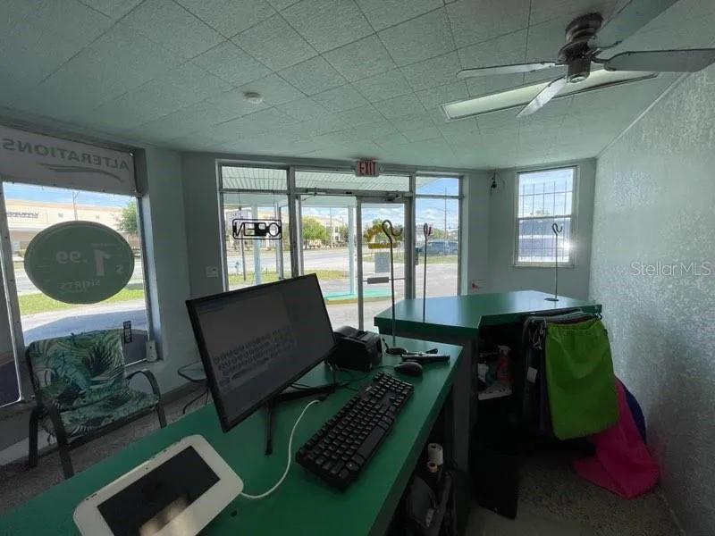 4000 OLD WINTER GARDEN ROAD Orlando, FL 32805