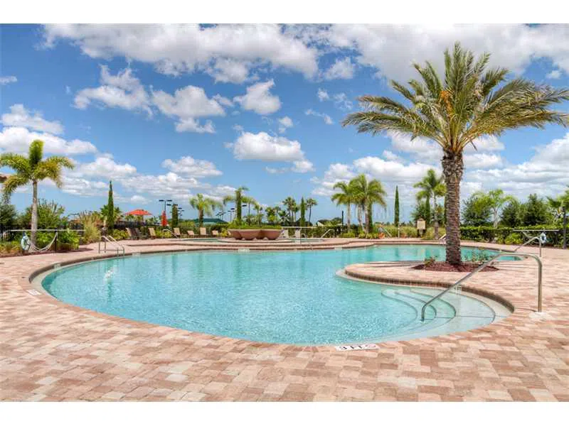 7312 RIVER HAMMOCK DRIVE #103 Bradenton, FL 34212
