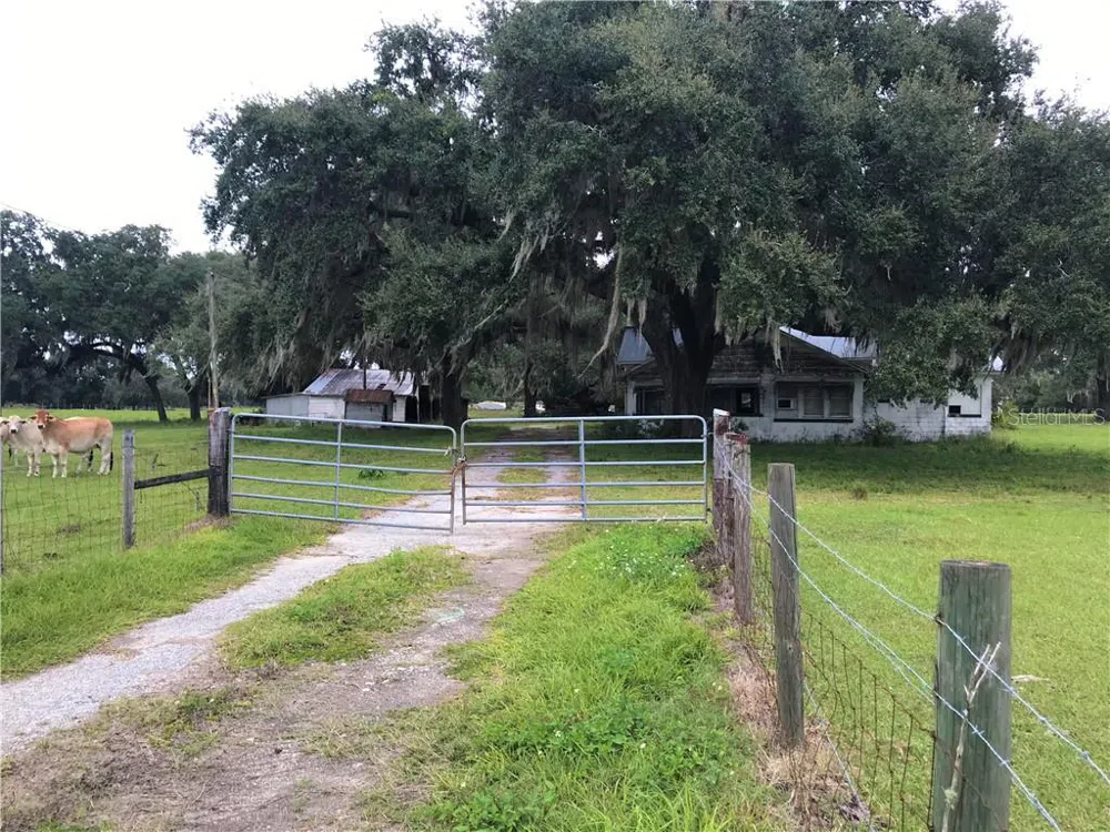 1401 STATE ROAD 44 Leesburg, FL 34748