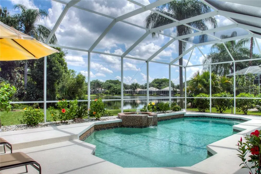 6939 LENNOX PLACE University Park, FL 34201