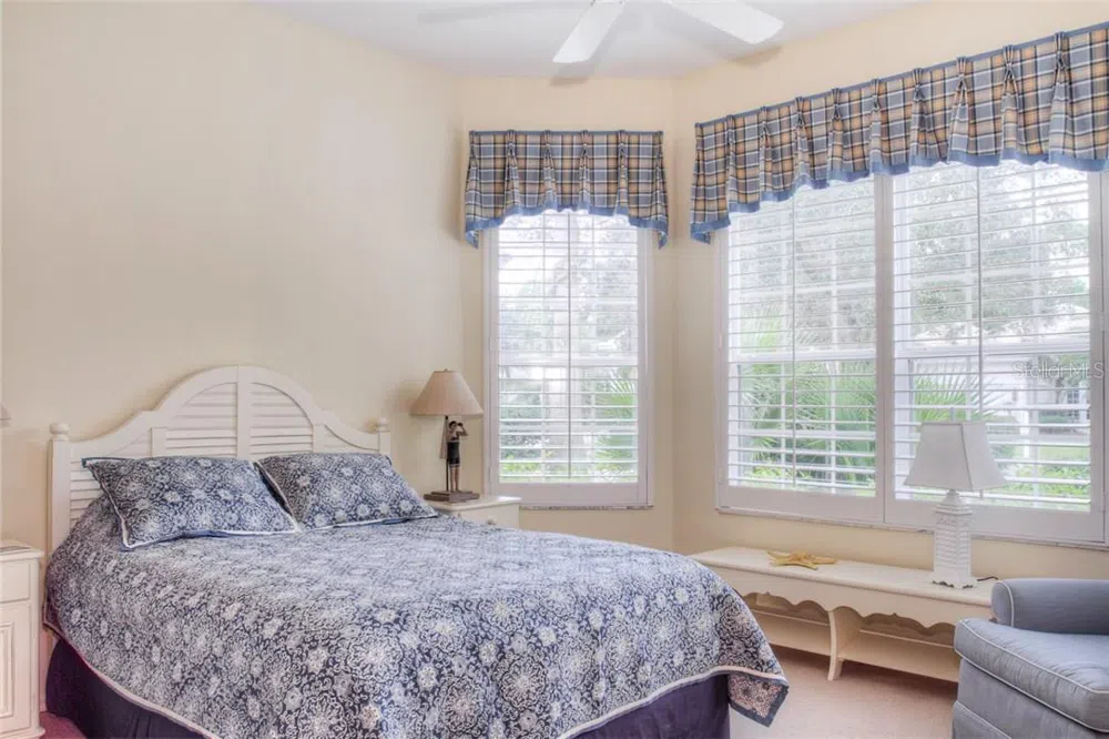 6939 LENNOX PLACE University Park, FL 34201
