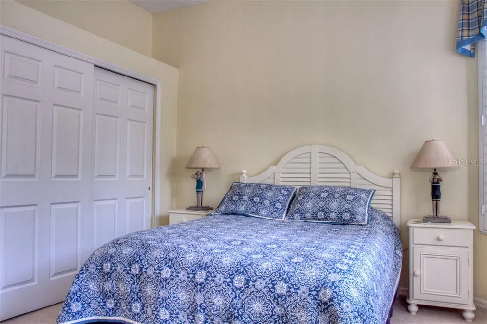 6939 LENNOX PLACE University Park, FL 34201