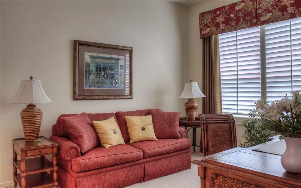 6939 LENNOX PLACE University Park, FL 34201