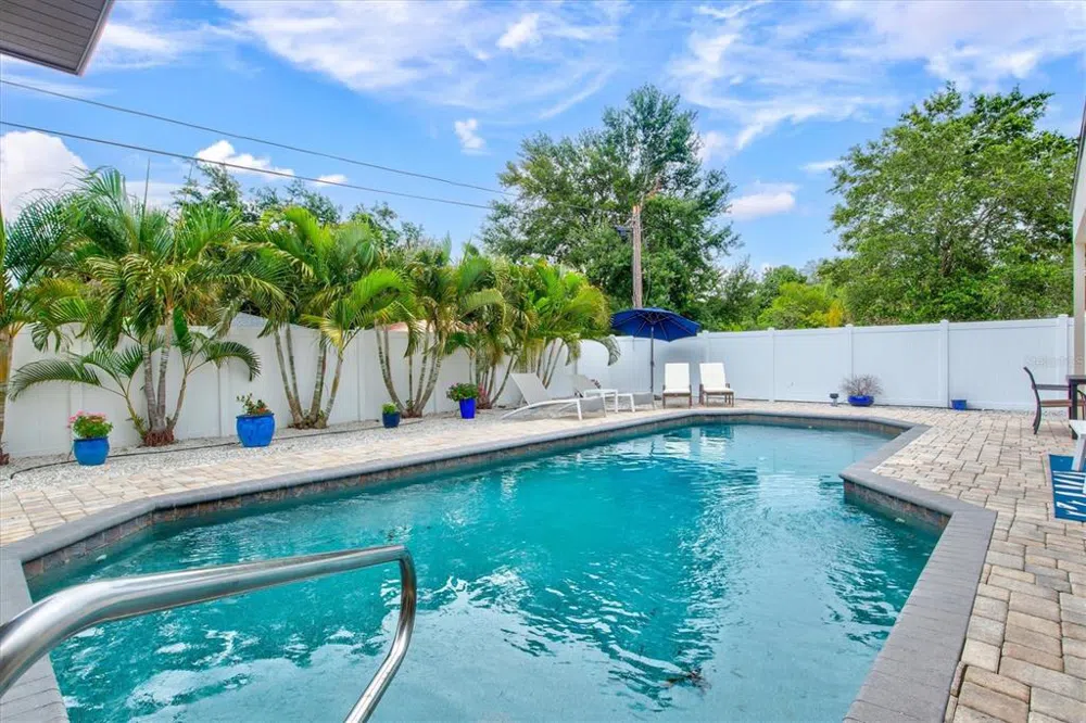 1905 TULIP DRIVE Sarasota, FL 34239