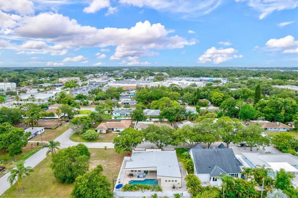1905 TULIP DRIVE Sarasota, FL 34239