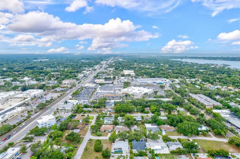 1905 TULIP DRIVE Sarasota, FL 34239