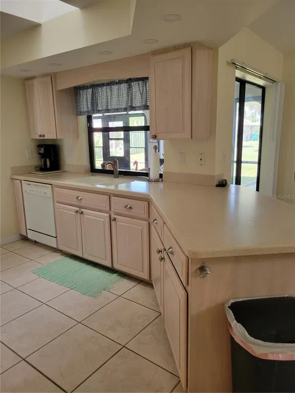 9400 NEW MARTINSVILLE AVENUE Englewood, FL 34224