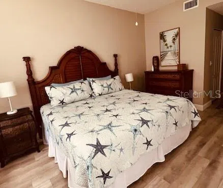 8750 OLDE HICKORY AVENUE #9204 Sarasota, FL 34238