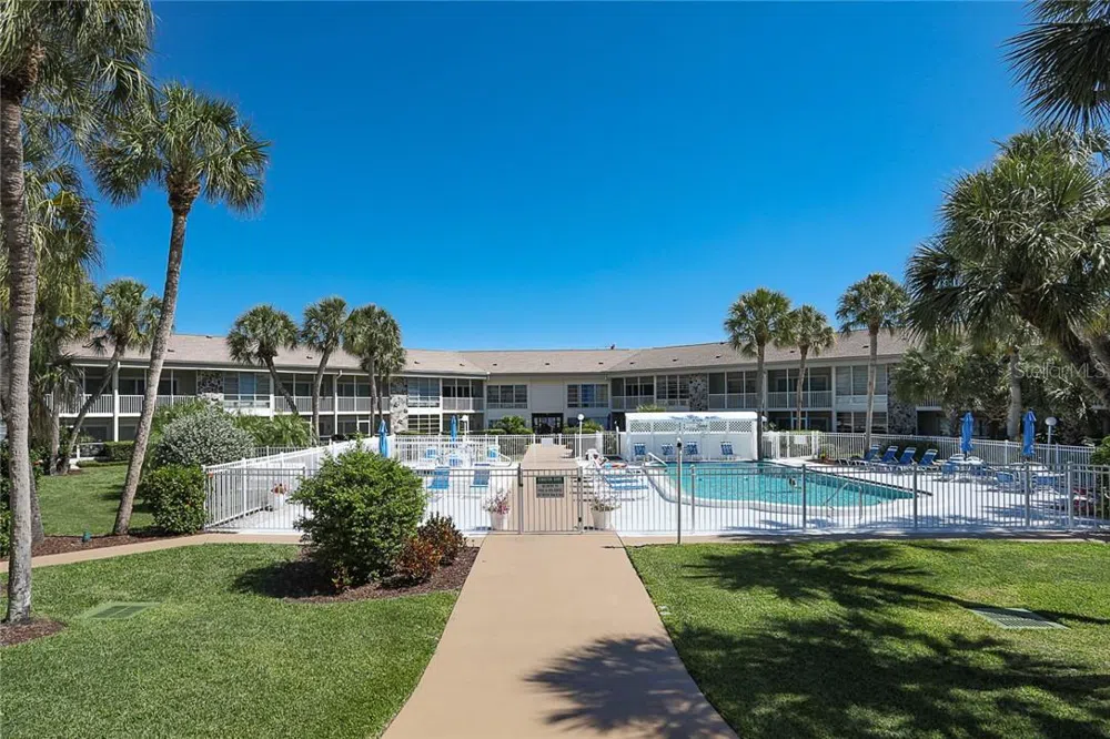 500 S WASHINGTON DRIVE #16A Sarasota, FL 34236