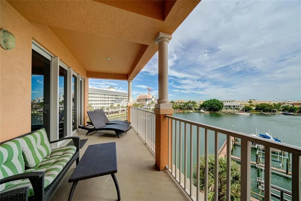 530 S GULFVIEW BOULEVARD #401 Clearwater Beach, FL 33767