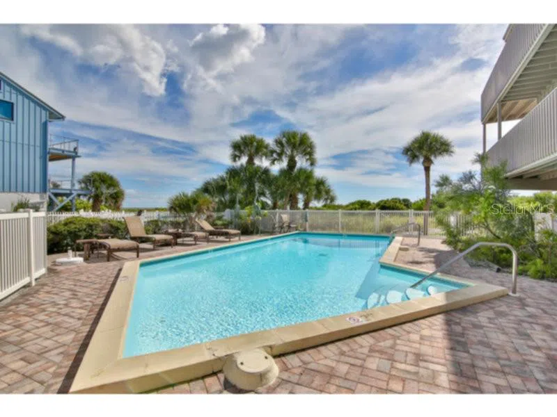 460 BEACH ROAD #A1 Sarasota, FL 34242