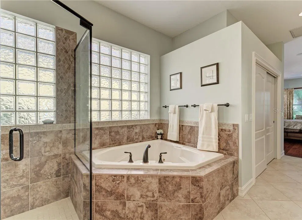 304 8TH AVENUE E Palmetto, FL 34221