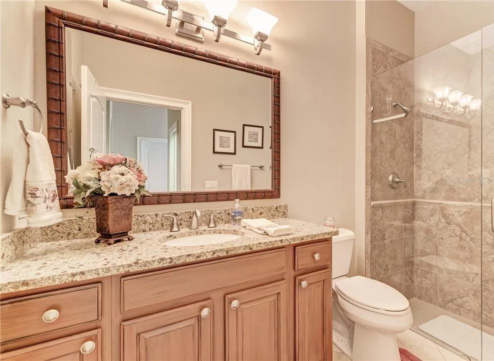 304 8TH AVENUE E Palmetto, FL 34221