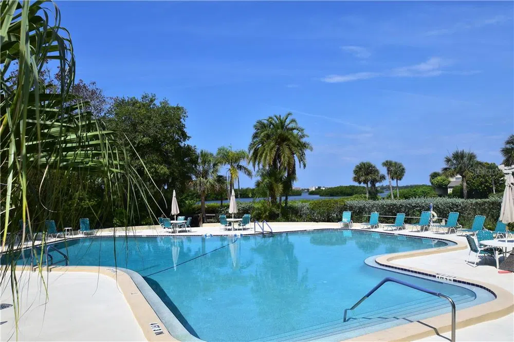 1716 GLENHOUSE DRIVE #GL324 Sarasota, FL 34231