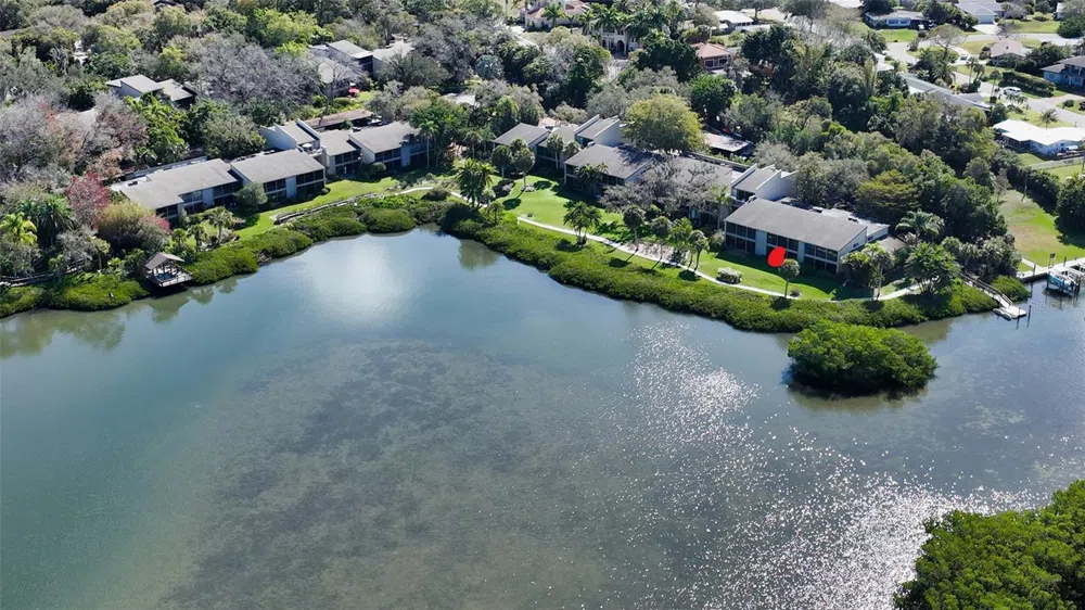 1716 GLENHOUSE DRIVE #GL324 Sarasota, FL 34231
