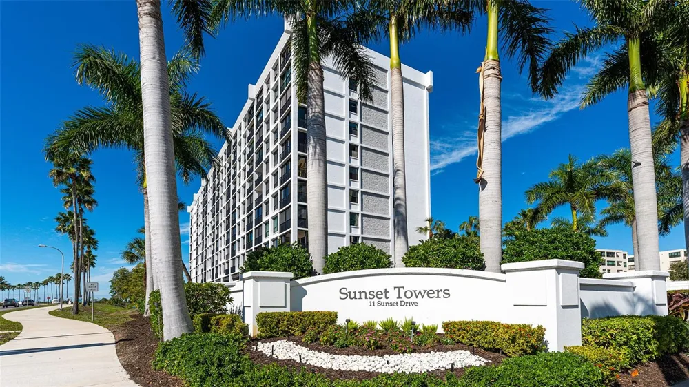 11 SUNSET DRIVE #501 Sarasota, FL 34236