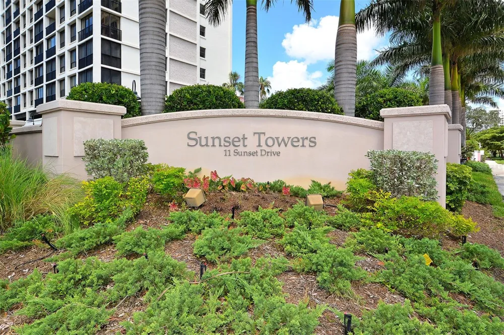 11 SUNSET DRIVE #501 Sarasota, FL 34236