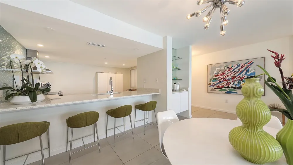 11 SUNSET DRIVE #501 Sarasota, FL 34236