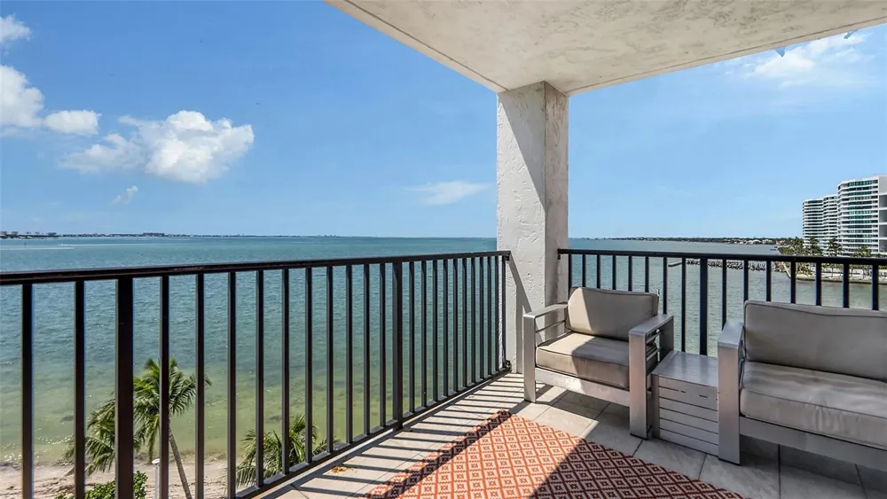11 SUNSET DRIVE #501 Sarasota, FL 34236