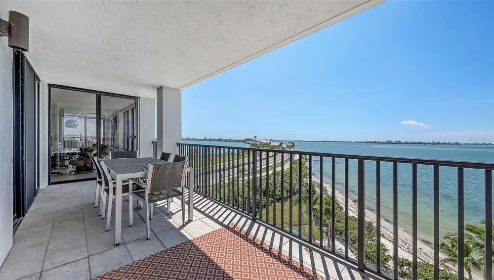 11 SUNSET DRIVE #501 Sarasota, FL 34236