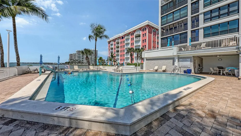11 SUNSET DRIVE #501 Sarasota, FL 34236