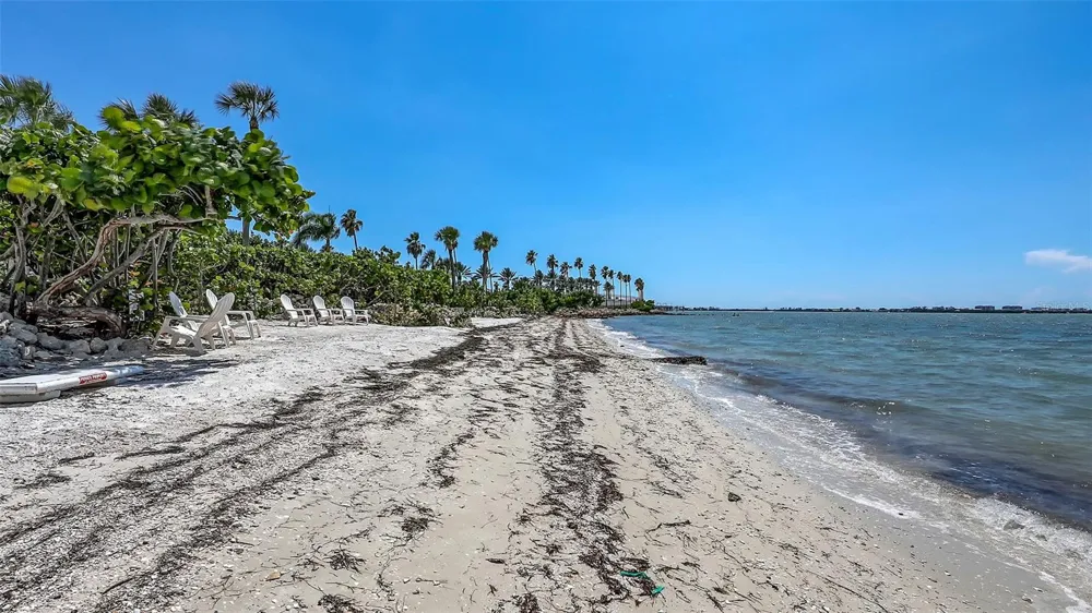 11 SUNSET DRIVE #501 Sarasota, FL 34236