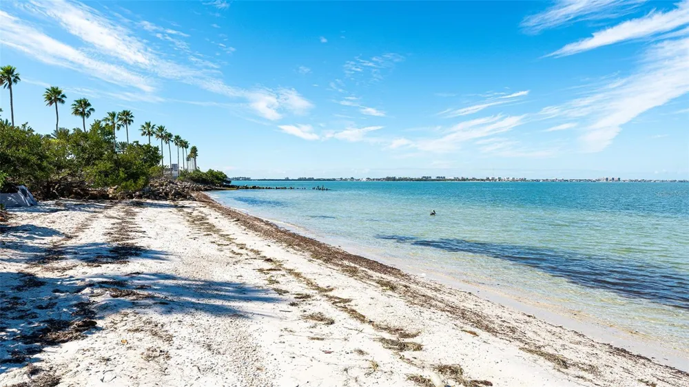 11 SUNSET DRIVE #501 Sarasota, FL 34236