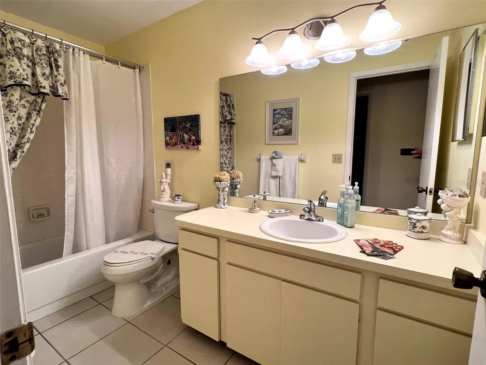 Address Not Shown Bradenton, FL 34209