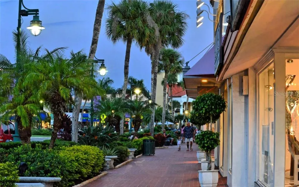 1179 MORNINGSIDE PLACE Sarasota, FL 34236