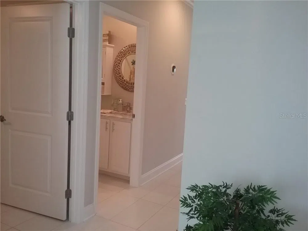 293 HIDDEN BAY DRIVE #203 Osprey, FL 34229