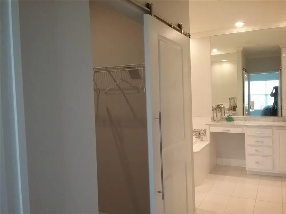 293 HIDDEN BAY DRIVE #203 Osprey, FL 34229